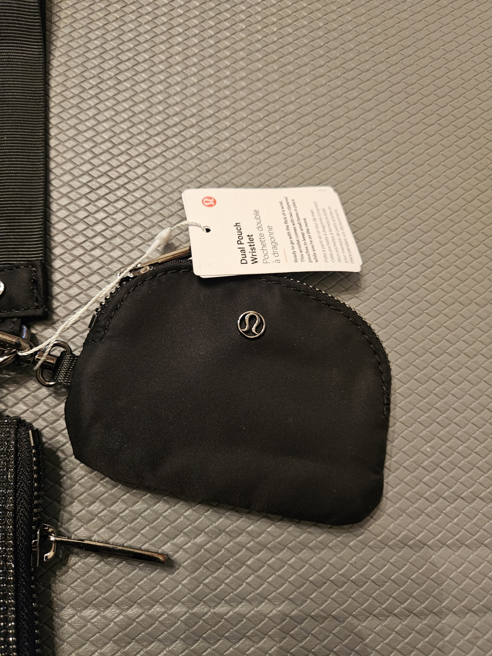 lululemon athletica Black & Sparkle Wristlet Card Case & Coin Pouch - Picture 2 of 3